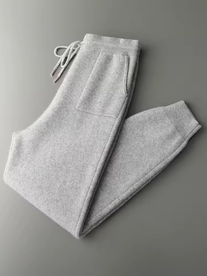 100% CASHMERE TRACKSUIT EXCLUSIVE - Caprice Lifestyle