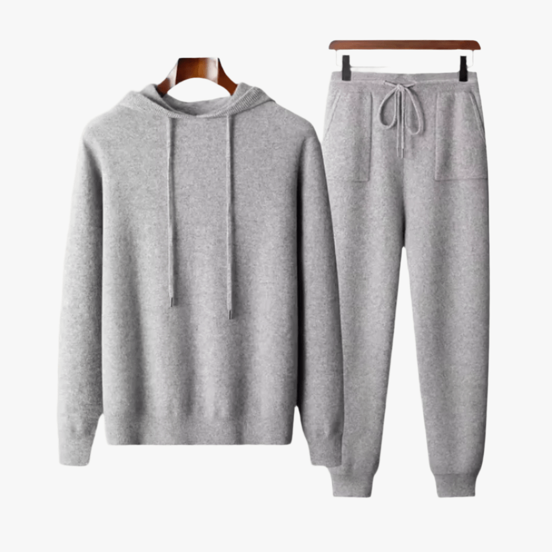 100% CASHMERE TRACKSUIT EXCLUSIVE - Caprice Lifestyle